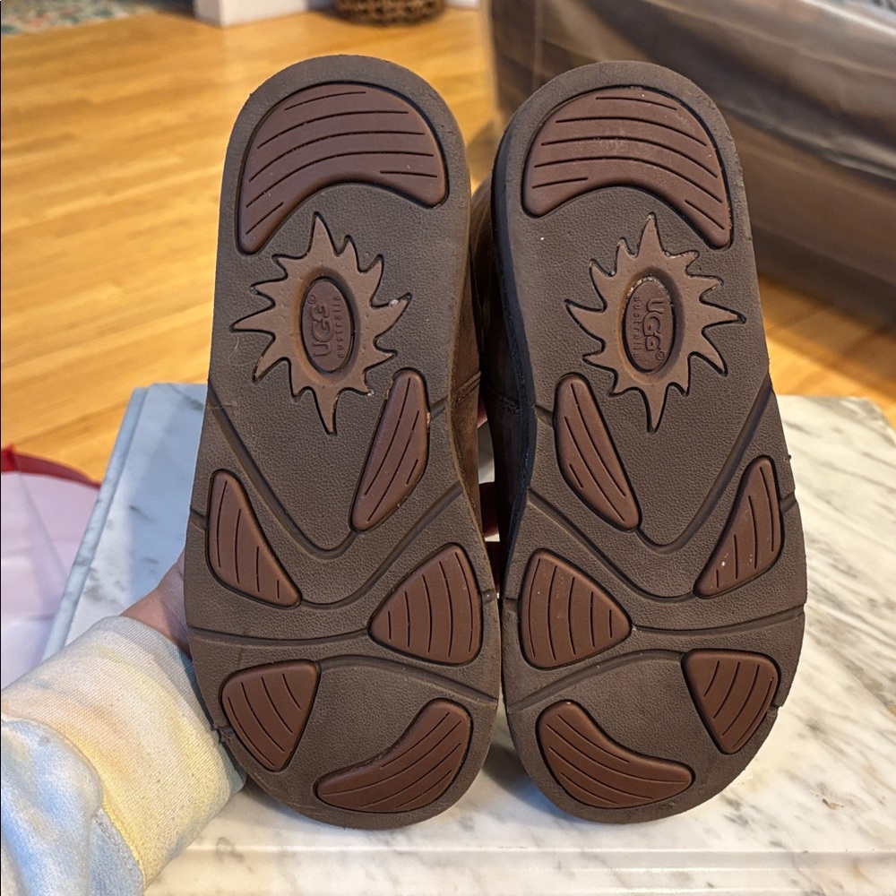 UGG Brown Shearling Lined Boots - Picture 4 of 10